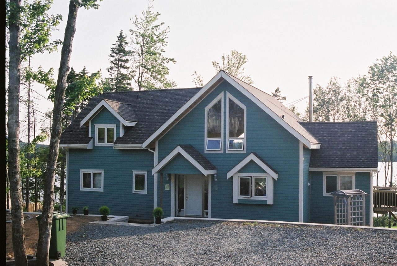 A finished Interhabs prow-front chalet with tall gable windows